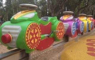 Mono Cars - Motion in the playground